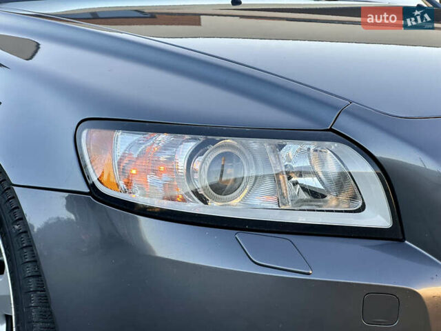 Серый Вольво В50, объемом двигателя 1.6 л и пробегом 215 тыс. км за 7499 $, фото 80 на Automoto.ua