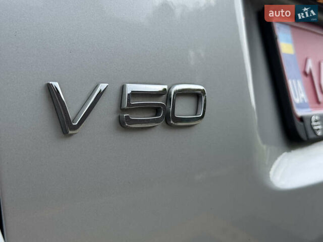 Сірий Вольво V50, об'ємом двигуна 1.6 л та пробігом 212 тис. км за 8999 $, фото 24 на Automoto.ua