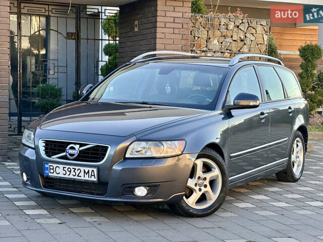 Серый Вольво В50, объемом двигателя 1.6 л и пробегом 215 тыс. км за 7499 $, фото 30 на Automoto.ua