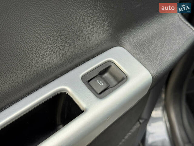 Сірий Вольво V50, об'ємом двигуна 1.6 л та пробігом 218 тис. км за 8899 $, фото 71 на Automoto.ua