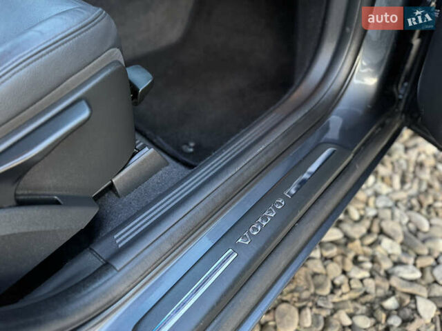 Серый Вольво В50, объемом двигателя 1.6 л и пробегом 228 тыс. км за 8950 $, фото 34 на Automoto.ua