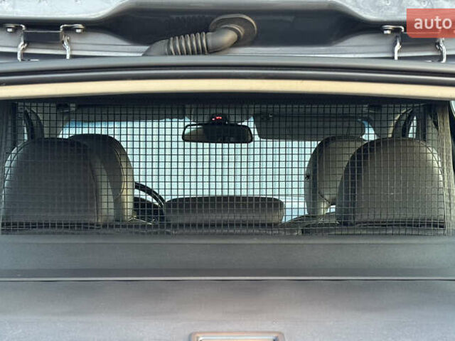 Серый Вольво В50, объемом двигателя 1.6 л и пробегом 228 тыс. км за 8950 $, фото 54 на Automoto.ua