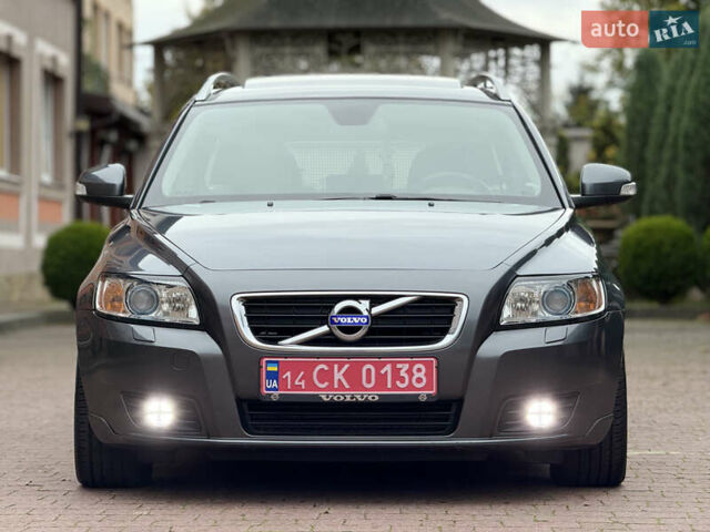 Сірий Вольво V50, об'ємом двигуна 1.6 л та пробігом 207 тис. км за 8500 $, фото 6 на Automoto.ua