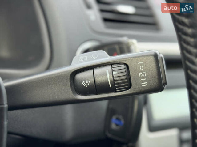 Сірий Вольво V50, об'ємом двигуна 1.6 л та пробігом 218 тис. км за 8899 $, фото 52 на Automoto.ua