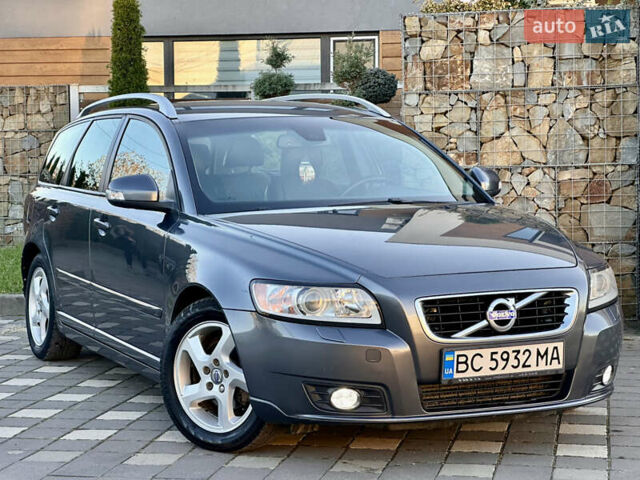 Серый Вольво В50, объемом двигателя 1.6 л и пробегом 215 тыс. км за 7499 $, фото 55 на Automoto.ua