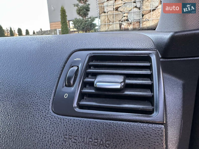 Серый Вольво В50, объемом двигателя 1.6 л и пробегом 215 тыс. км за 7499 $, фото 149 на Automoto.ua