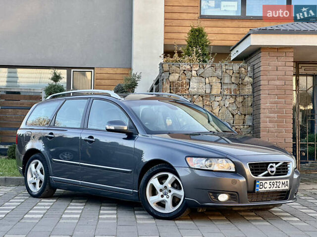 Серый Вольво В50, объемом двигателя 1.6 л и пробегом 215 тыс. км за 7499 $, фото 57 на Automoto.ua