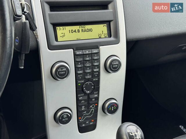 Сірий Вольво V50, об'ємом двигуна 1.6 л та пробігом 218 тис. км за 8899 $, фото 56 на Automoto.ua