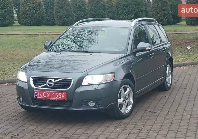 Сірий Вольво V50, об'ємом двигуна 0 л та пробігом 225 тис. км за 8750 $, фото 26 на Automoto.ua