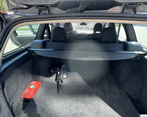 Сірий Вольво V50, об'ємом двигуна 2 л та пробігом 245 тис. км за 9700 $, фото 31 на Automoto.ua