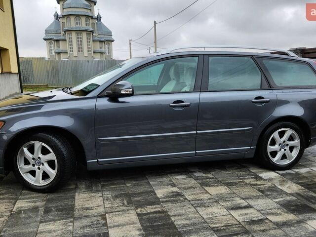 Сірий Вольво V50, об'ємом двигуна 1.56 л та пробігом 217 тис. км за 7500 $, фото 7 на Automoto.ua
