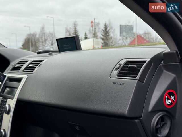Сірий Вольво V50, об'ємом двигуна 1.6 л та пробігом 218 тис. км за 8899 $, фото 95 на Automoto.ua