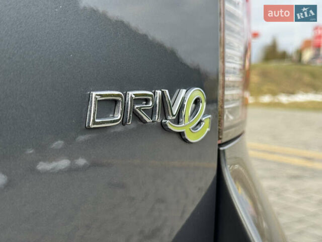 Сірий Вольво V50, об'ємом двигуна 1.6 л та пробігом 218 тис. км за 8899 $, фото 23 на Automoto.ua