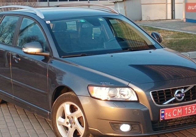 Сірий Вольво V50, об'ємом двигуна 1.6 л та пробігом 225 тис. км за 8800 $, фото 29 на Automoto.ua