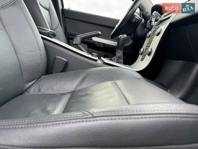 Сірий Вольво V50, об'ємом двигуна 1.6 л та пробігом 218 тис. км за 8899 $, фото 92 на Automoto.ua