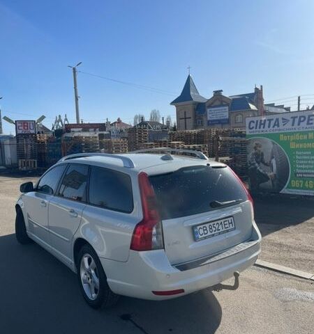 Сірий Вольво V50, об'ємом двигуна 1.6 л та пробігом 325 тис. км за 6450 $, фото 3 на Automoto.ua