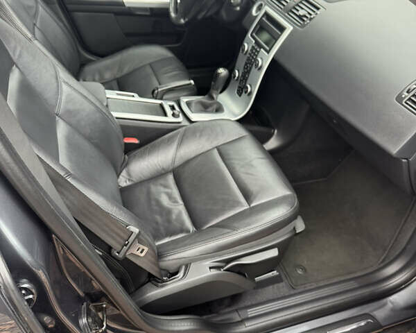 Сірий Вольво V50, об'ємом двигуна 1.6 л та пробігом 200 тис. км за 9300 $, фото 10 на Automoto.ua