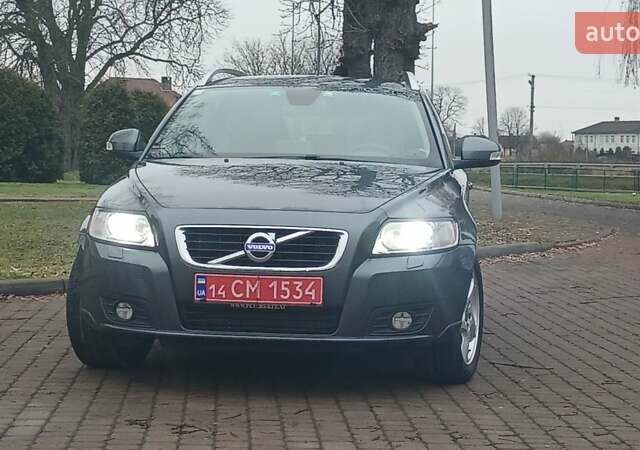 Сірий Вольво V50, об'ємом двигуна 0 л та пробігом 225 тис. км за 8750 $, фото 32 на Automoto.ua