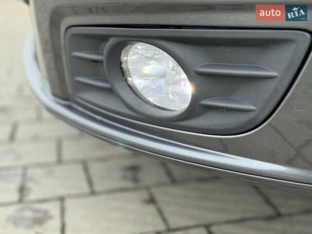 Сірий Вольво V50, об'ємом двигуна 1.6 л та пробігом 218 тис. км за 8899 $, фото 31 на Automoto.ua