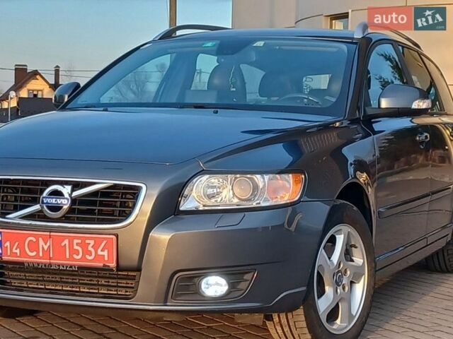 Сірий Вольво V50, об'ємом двигуна 1.6 л та пробігом 225 тис. км за 8650 $, фото 10 на Automoto.ua