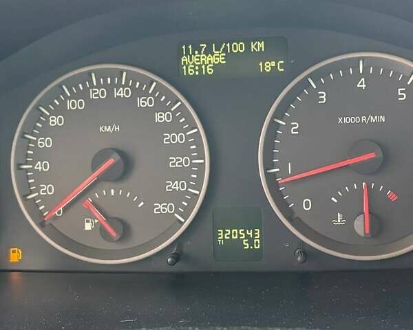 Синий Вольво В50, объемом двигателя 2.44 л и пробегом 320 тыс. км за 5500 $, фото 11 на Automoto.ua
