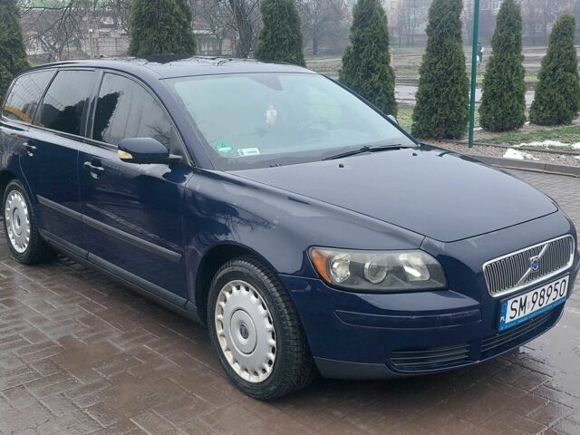 Синій Вольво V50, об'ємом двигуна 2 л та пробігом 345 тис. км за 3000 $, фото 2 на Automoto.ua