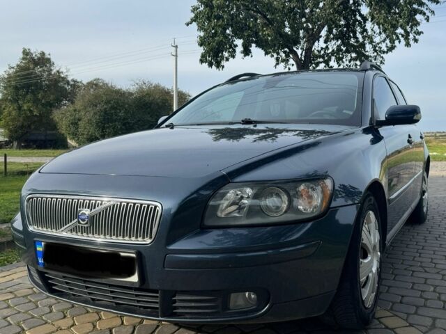 Синий Вольво В50, объемом двигателя 2 л и пробегом 285 тыс. км за 5300 $, фото 5 на Automoto.ua