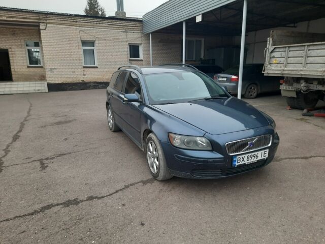 Синій Вольво V50, об'ємом двигуна 2 л та пробігом 380 тис. км за 6600 $, фото 7 на Automoto.ua