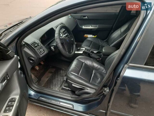 Синий Вольво В50, объемом двигателя 2 л и пробегом 380 тыс. км за 6000 $, фото 10 на Automoto.ua