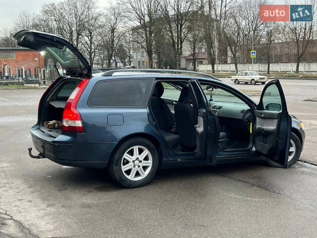 Синий Вольво В50, объемом двигателя 2 л и пробегом 250 тыс. км за 5900 $, фото 29 на Automoto.ua