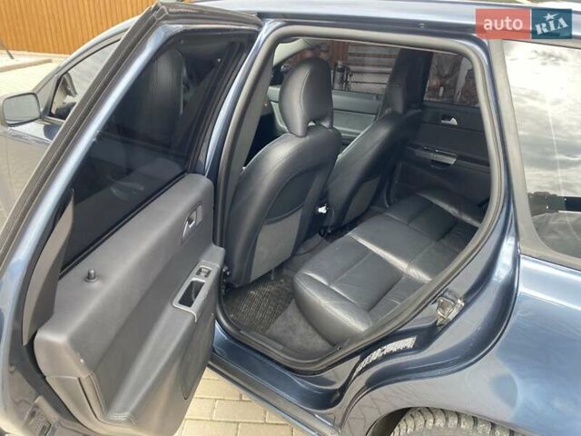Синий Вольво В50, объемом двигателя 2 л и пробегом 376 тыс. км за 4800 $, фото 9 на Automoto.ua