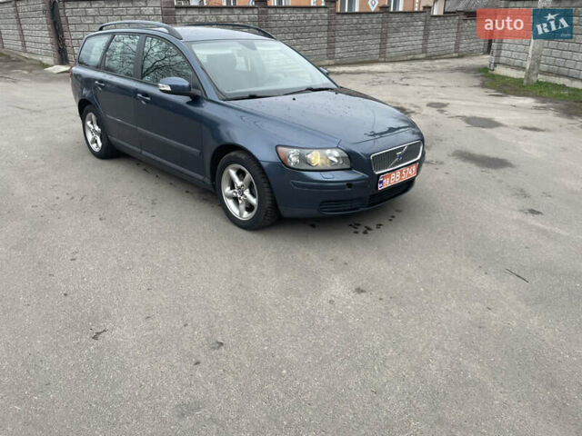 Вольво В50 2006 в Ровно на Automoto.ua Синий Вольво В50, объемом двигателя 1.8 л и пробегом 320 тыс. км за 4500 $, фото 2 на Automoto.ua