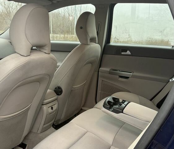 Синий Вольво В50, объемом двигателя 1.6 л и пробегом 300 тыс. км за 2850 $, фото 15 на Automoto.ua