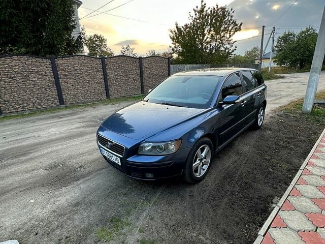 Синий Вольво В50, объемом двигателя 2 л и пробегом 360 тыс. км за 4500 $, фото 6 на Automoto.ua