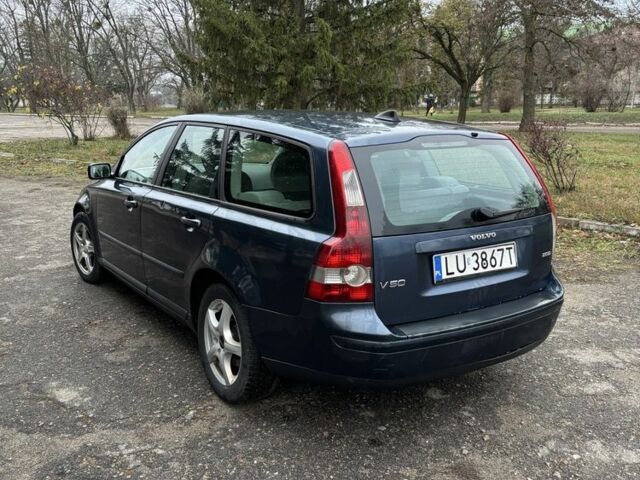Синий Вольво В50, объемом двигателя 2 л и пробегом 300 тыс. км за 2350 $, фото 5 на Automoto.ua