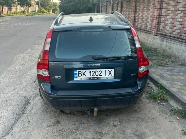 Синій Вольво V50, об'ємом двигуна 1.8 л та пробігом 335 тис. км за 5000 $, фото 1 на Automoto.ua