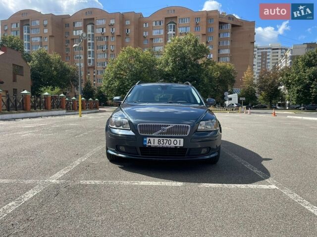 Синій Вольво V50, об'ємом двигуна 2.4 л та пробігом 338 тис. км за 6000 $, фото 9 на Automoto.ua
