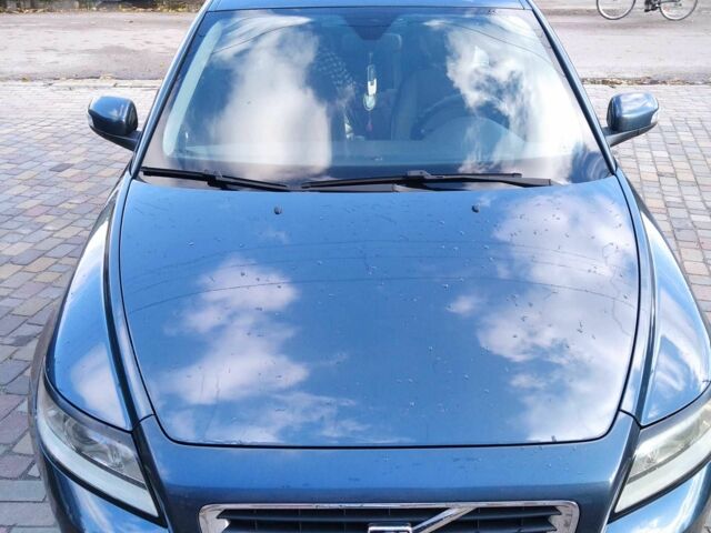 Синій Вольво V50, об'ємом двигуна 1.6 л та пробігом 275 тис. км за 5500 $, фото 3 на Automoto.ua