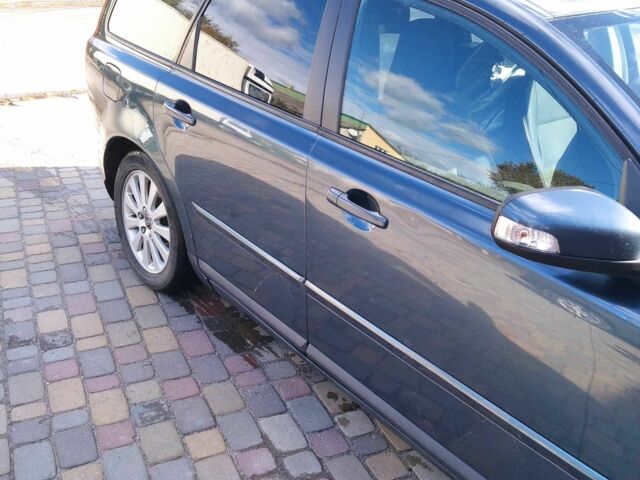 Синій Вольво V50, об'ємом двигуна 1.6 л та пробігом 275 тис. км за 5500 $, фото 6 на Automoto.ua
