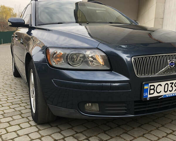 Синій Вольво V50, об'ємом двигуна 1.56 л та пробігом 228 тис. км за 7100 $, фото 3 на Automoto.ua