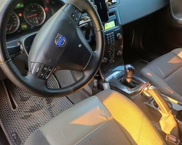 Синий Вольво В50, объемом двигателя 1.56 л и пробегом 415 тыс. км за 6499 $, фото 8 на Automoto.ua