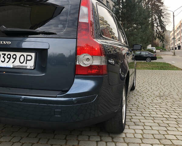 Синій Вольво V50, об'ємом двигуна 1.56 л та пробігом 228 тис. км за 7100 $, фото 6 на Automoto.ua