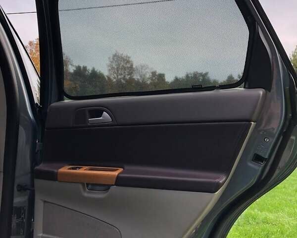 Синий Вольво В50, объемом двигателя 2 л и пробегом 288 тыс. км за 7300 $, фото 35 на Automoto.ua