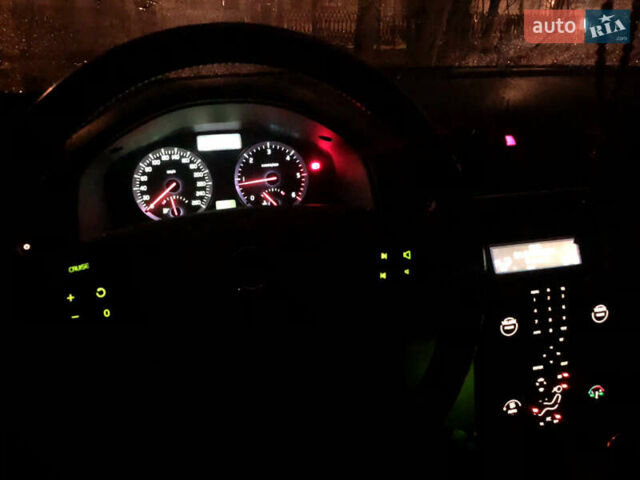 Синій Вольво V50, об'ємом двигуна 1.56 л та пробігом 228 тис. км за 7100 $, фото 28 на Automoto.ua