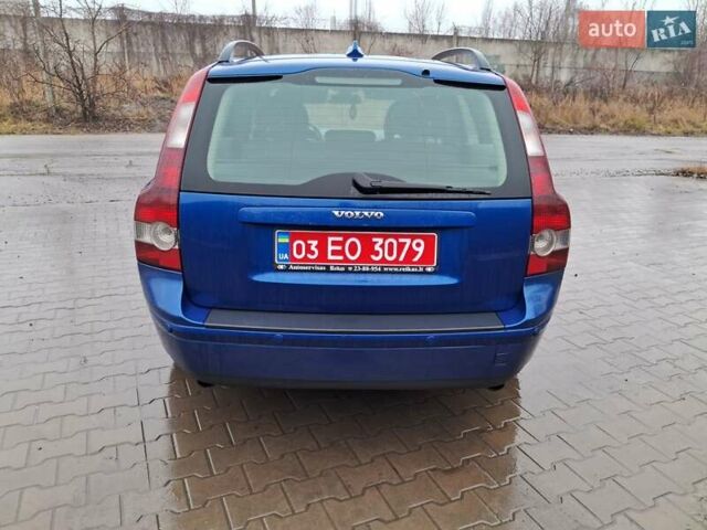 Синий Вольво В50, объемом двигателя 2.4 л и пробегом 283 тыс. км за 8700 $, фото 8 на Automoto.ua