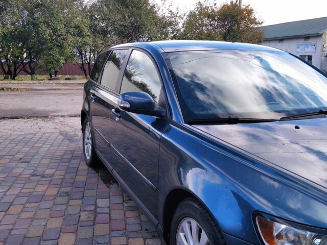Синій Вольво V50, об'ємом двигуна 1.6 л та пробігом 275 тис. км за 5500 $, фото 4 на Automoto.ua