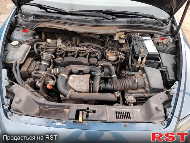 Синій Вольво V50, об'ємом двигуна 1.6 л та пробігом 290 тис. км за 5650 $, фото 5 на Automoto.ua