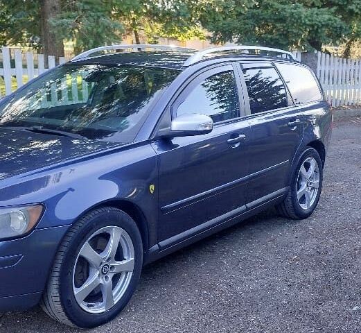 Синій Вольво V50, об'ємом двигуна 0 л та пробігом 310 тис. км за 4150 $, фото 2 на Automoto.ua