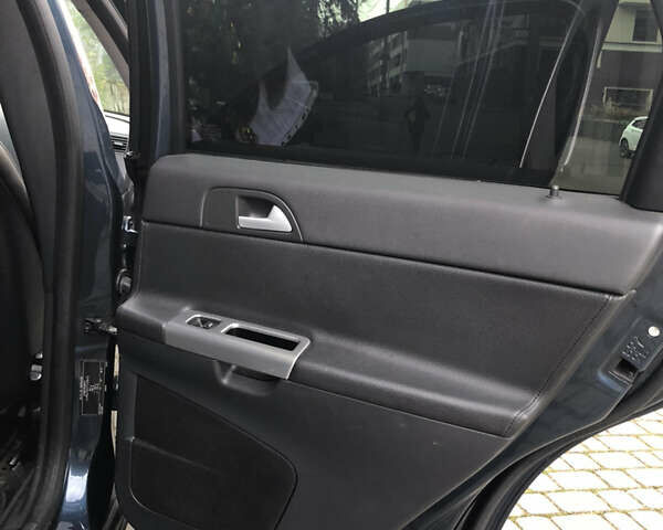 Синій Вольво V50, об'ємом двигуна 1.56 л та пробігом 228 тис. км за 7100 $, фото 17 на Automoto.ua