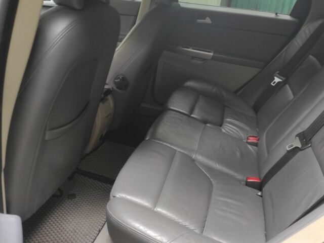 Синий Вольво В50, объемом двигателя 1.6 л и пробегом 292 тыс. км за 6000 $, фото 6 на Automoto.ua